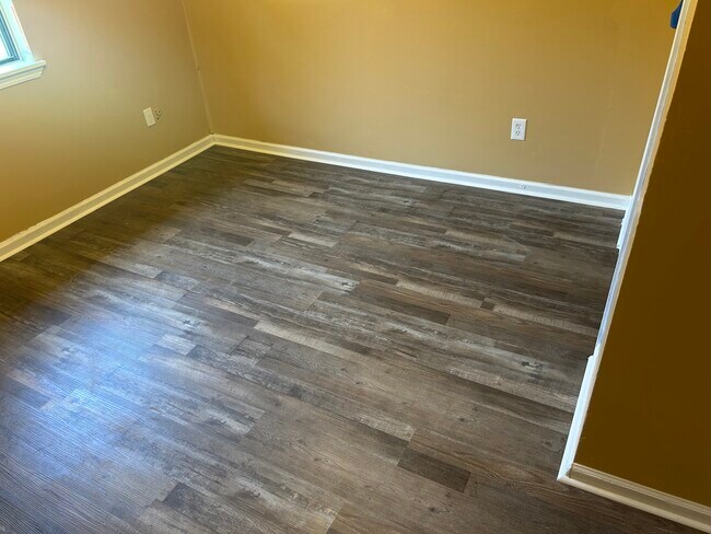 Building Photo - # 218