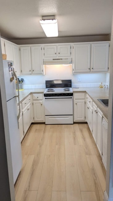 Building Photo - 17580 NW Springville Rd