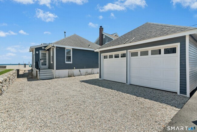 Building Photo - 27 Milford Point Rd