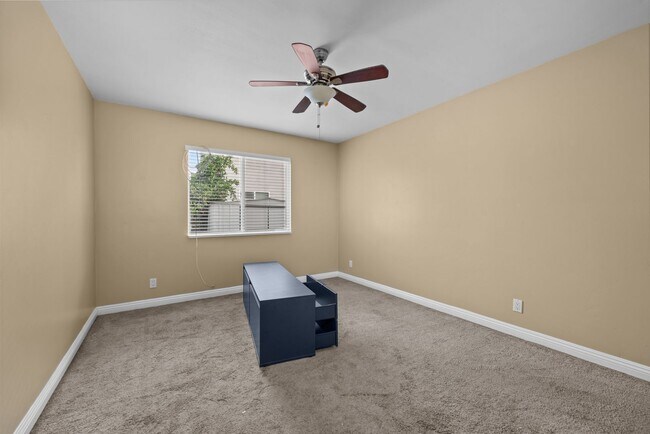 Building Photo - 6233-6235 Dorothy Dr