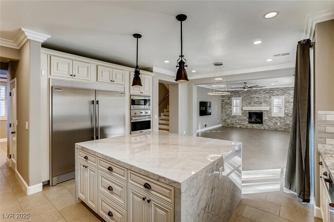 Building Photo - 11227 Applevale Ct