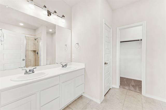 Building Photo - 971 Hurstwood Dr