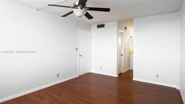 Building Photo - 406 NW 68th Ave