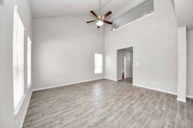 Building Photo - 22826 Xanthos St