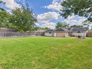 Building Photo - 13010 Foxburo Dr