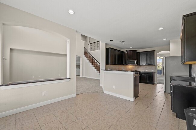 Building Photo - 2203 Rocky Shores Ln