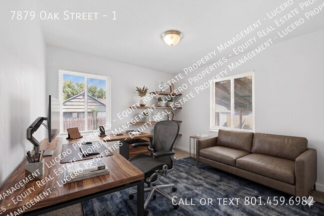 Building Photo - 7879 Oak St