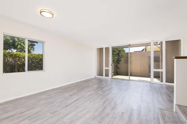 Building Photo - 409 C Ave