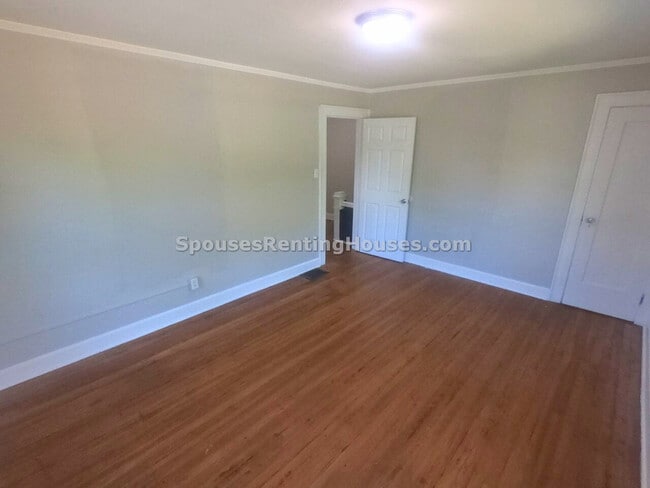 Building Photo - 377 S Emerson Ave