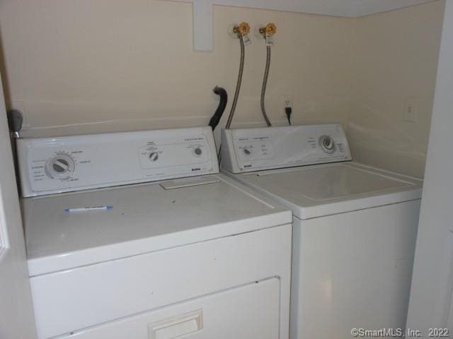 Building Photo - 160 Willow Springs