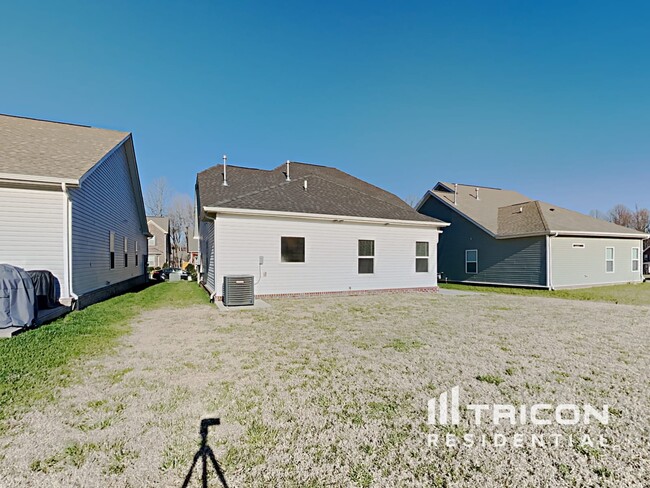 Building Photo - 123 Bexley Way