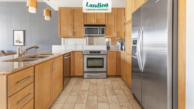 Building Photo - 900 Matisse Dr