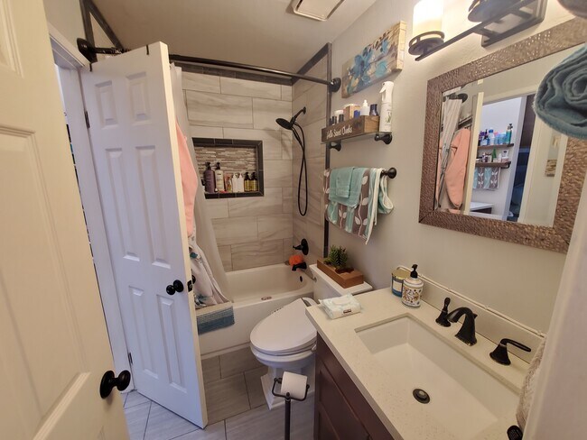 Building Photo - 4140 Workman Mill Rd