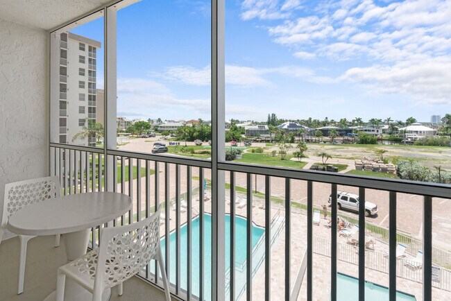 Building Photo - 5600 Bonita Beach Rd SW