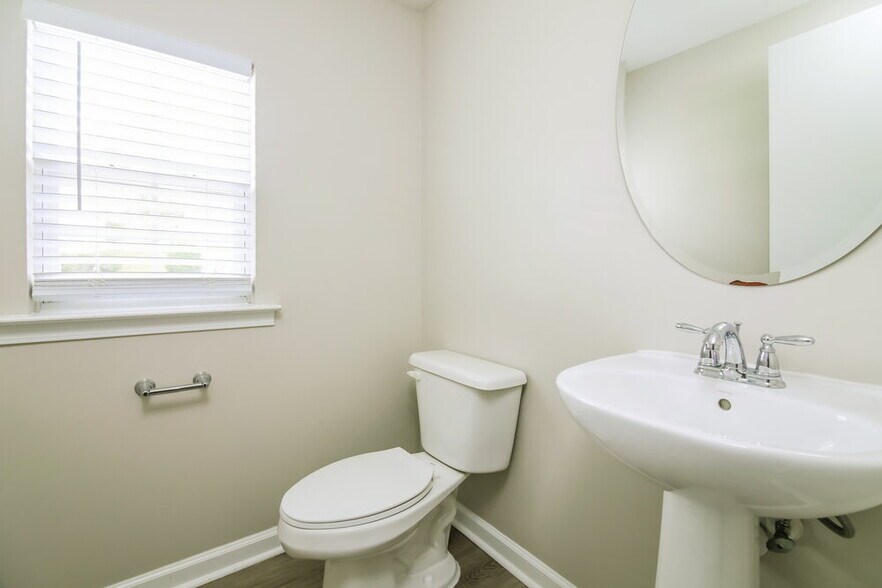 Building Photo - 2513 Quarry Ridge Ln