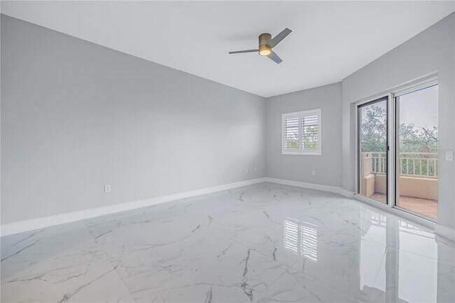Building Photo - 12077 Gandy Blvd N