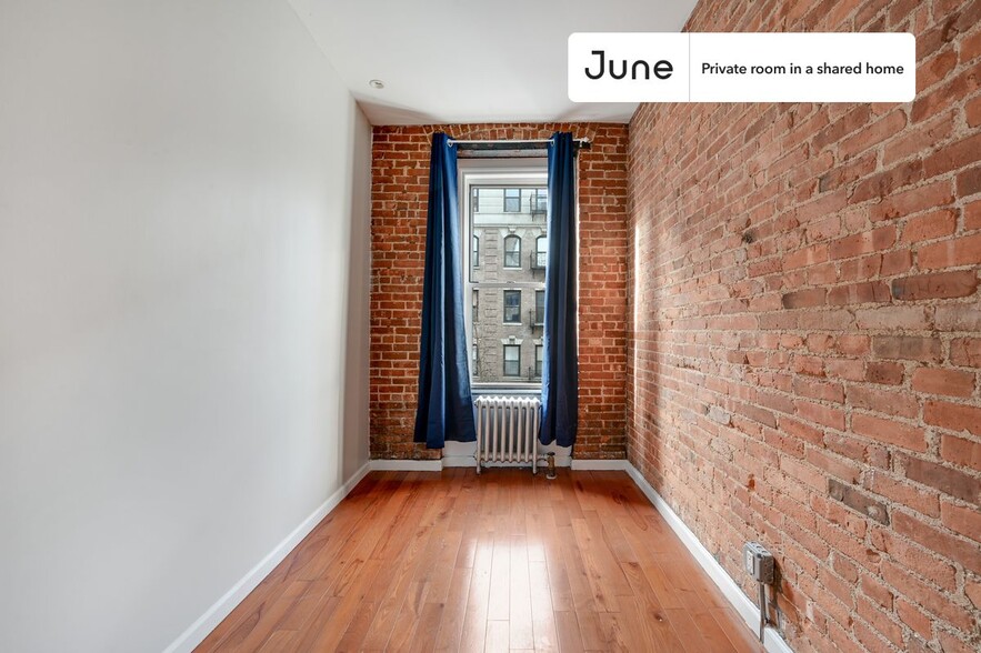 Building Photo - Private bedroom in 2 bed/1 bath Home