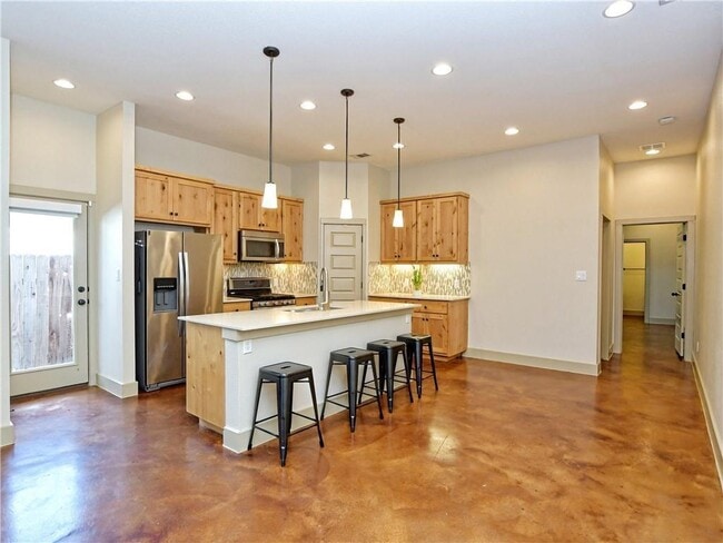 Building Photo - 1409 Sanchez St