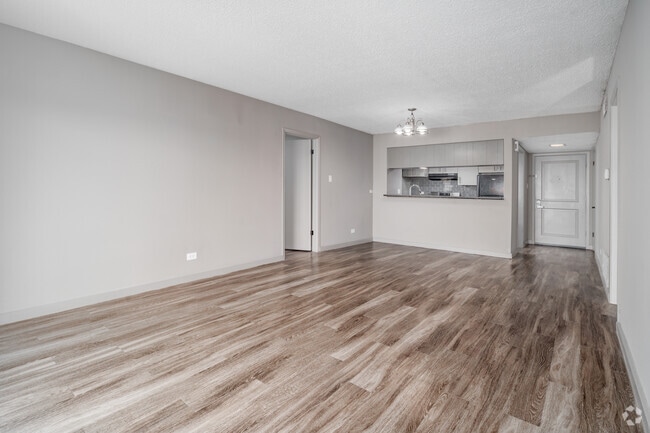 2BR, 2BA - 1093SF - Living Room - The Beverly