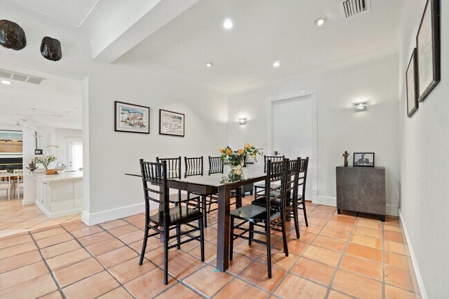 Building Photo - 3399 70th Ln N