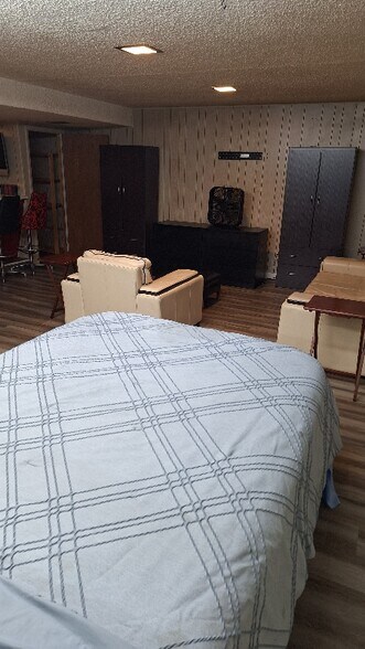 Building Photo - 13005 E Elk Pl