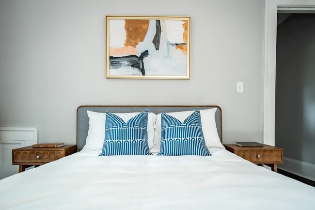 Building Photo - 23 Clifton St SE