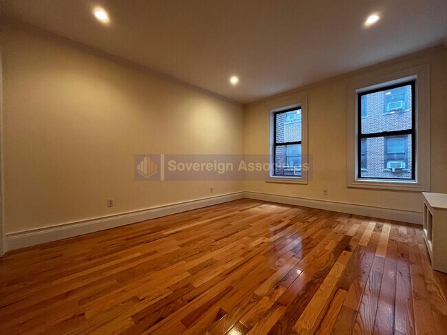 Primary Photo - 710 West 173rd Street