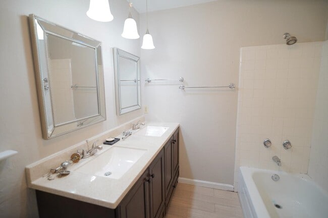 Building Photo - 6607 Tim Tam Trail