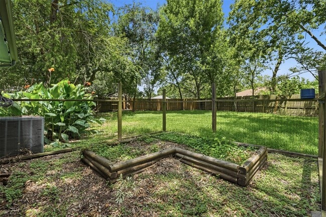 Building Photo - 214 Glen Haven Ct