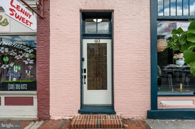 Building Photo - 40 E Piccadilly St