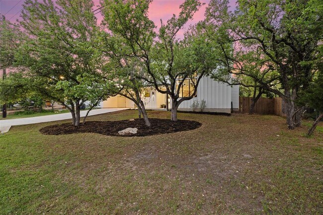 Building Photo - 22218 Briarcliff Dr
