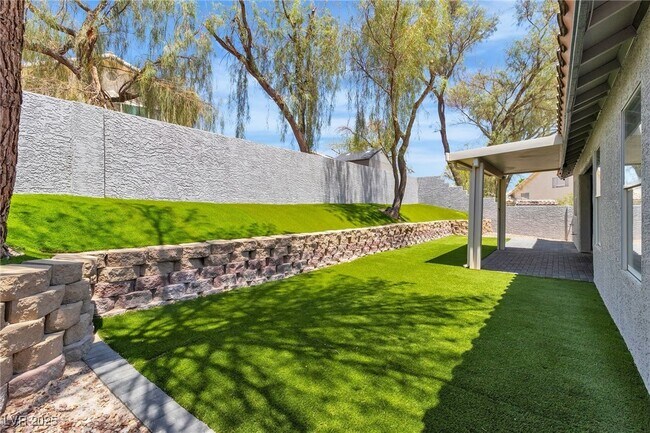 Building Photo - 1763 Summerwood Cir