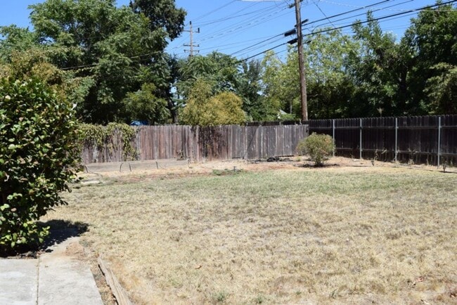 Primary Photo - Resident Benefit Package Property