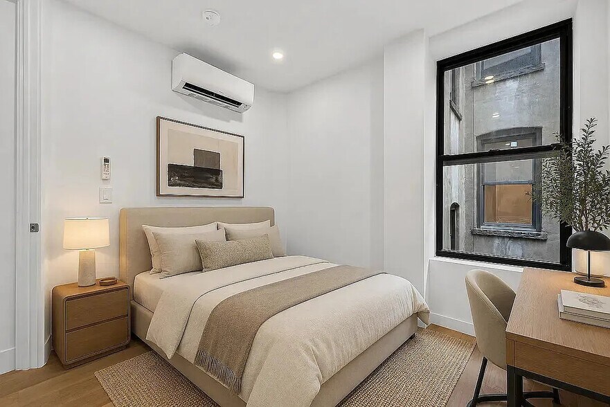 Building Photo - 205 Eighth Avenue
