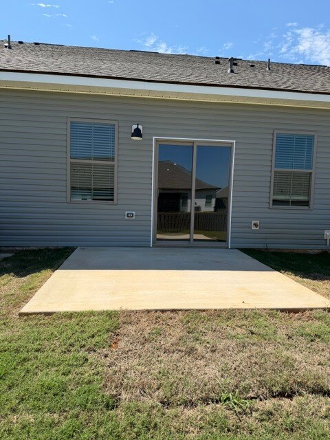 Building Photo - 135 Wolfe Ln