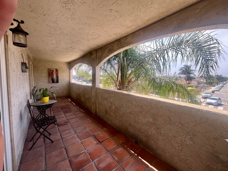 Building Photo - 1085 12th St