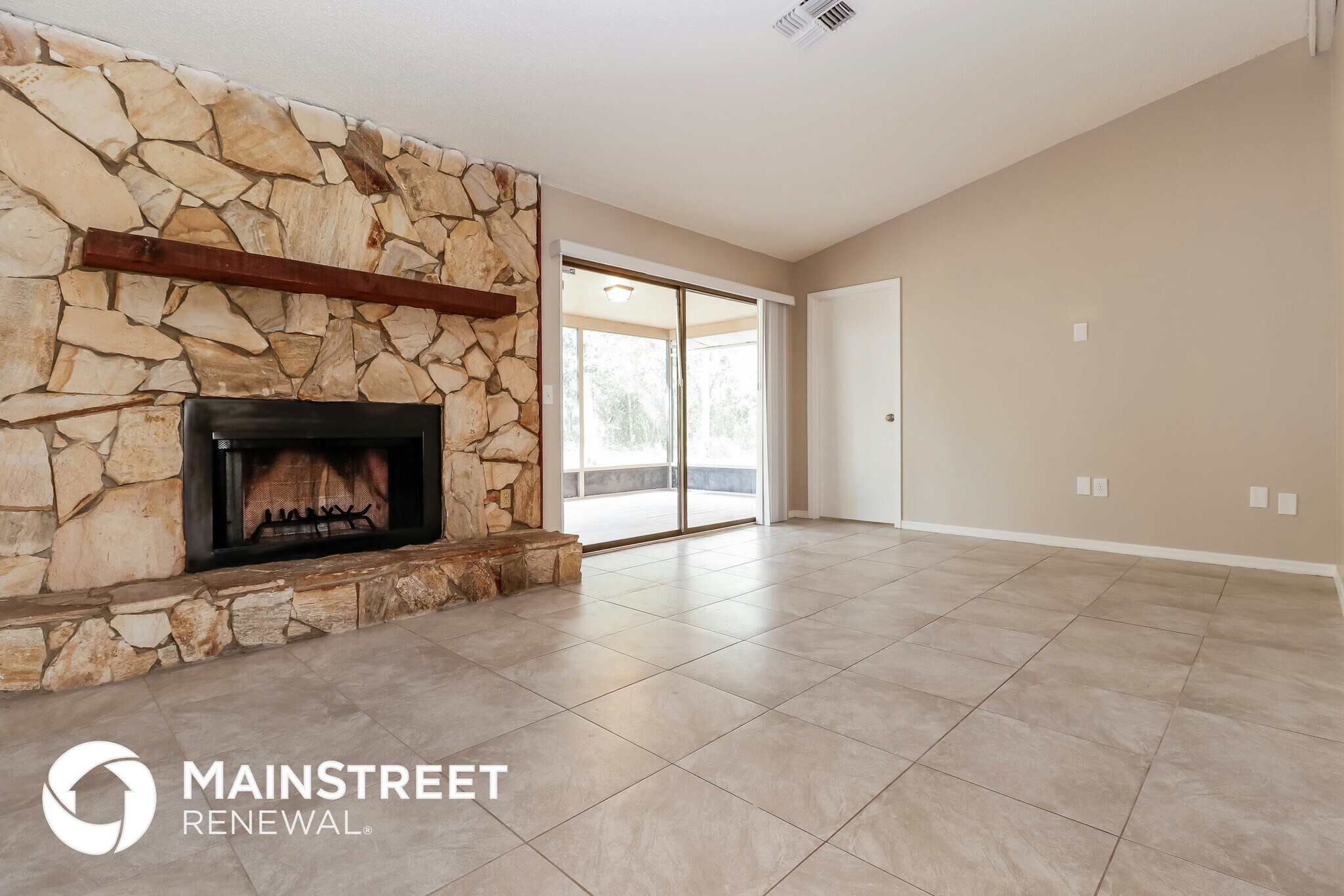 Building Photo - 2133 Lema Dr