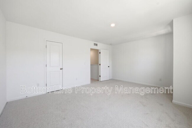 Building Photo - 2308 Oakwood Mdws Ct