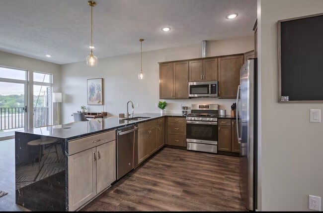 Building Photo - Fully Furnished Modern 3BR Retreat | Penthouse + Skyline Views