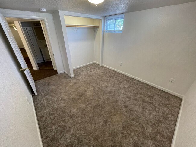 Building Photo - Available July 31st