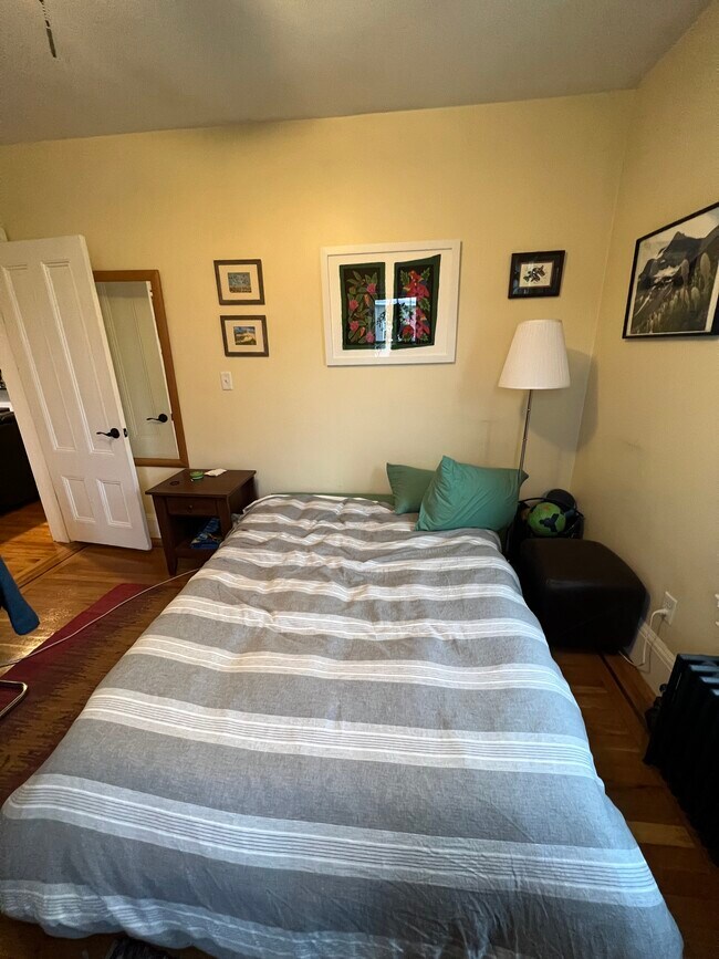 Building Photo - 42-44 Gorham St. Unit 3