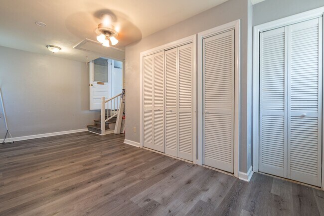 Building Photo - MOVE IN READY 4 Bedroom in Western Branch!