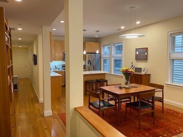 Building Photo - 85-87 Francis St