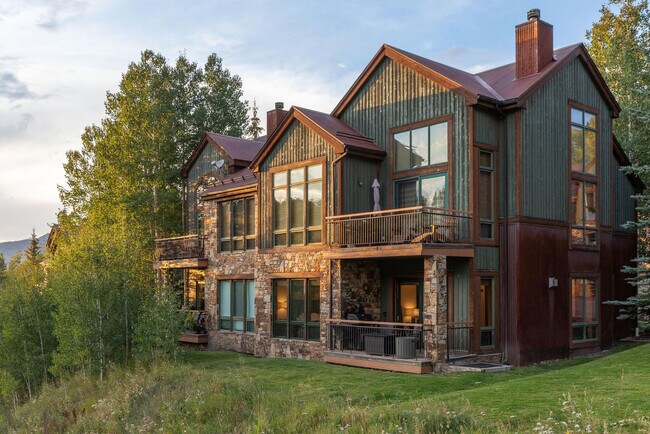 Building Photo - 404 Adams Ranch Rd