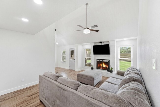 Building Photo - 5234 Findlay Dr
