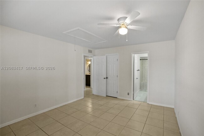 Building Photo - 1749 SW 81st Ln