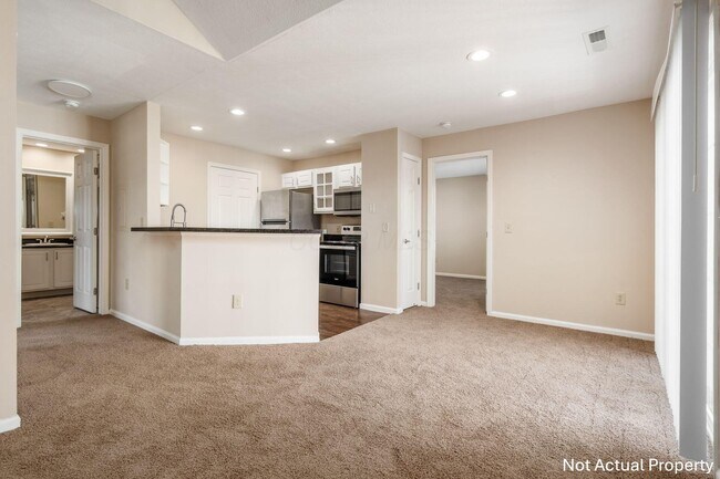 Building Photo - 5007 Aspen Pine Blvd