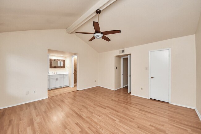 Building Photo - 2588 Bering Dr