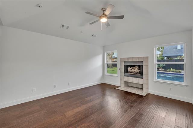 Building Photo - 3354 Summerfield Dr