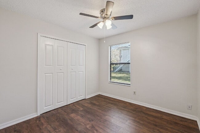 Building Photo - Spacious 3-Bedroom, 2-Bath Oasis in the Heart of Kissimmee!